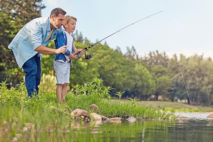 Fishing Pole Kit, Carbon Fiber Telescopic Fishing Rod and Reel Combo with Spinning Reel, Line, Bionic Bait, Hooks and Carrier Bag, Fishing Gear Set for Beginner Adults