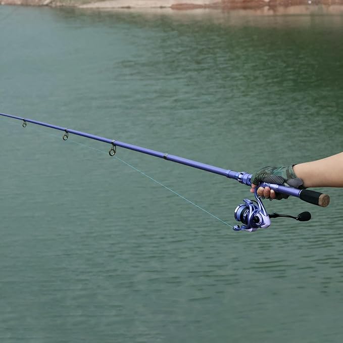 Sougayilang Portable Telescopic Fishing Rod with Carbon Fiber Material and Precision Carved Reel Seat - Suitable for Saltwater and Freshwater Fishing