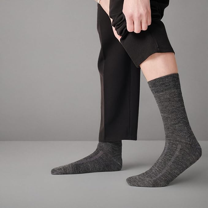 DANISH ENDURANCE Hiking Socks, Lightweight, Merino Wool Socks for Men & Women, Moisture Wicking & Thermal, 1 or 5 Pack