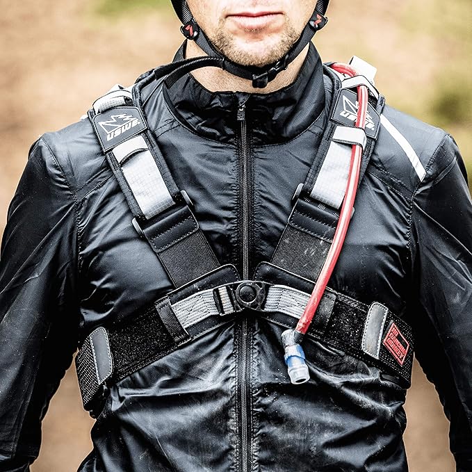 USWE Airborne Limited Race Edition with Water Bladder Included, Hydration Backpack for Men and Women, Ideal for MTB, Cycling, Mountain Biking