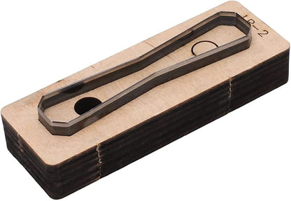 Hyuduo DIY Leather Cutting Die Tool, Alloy Steel Metal Punch Hole Cutter for Leather Crafts, Wallets, Belts, Compatible with Stamping Sets