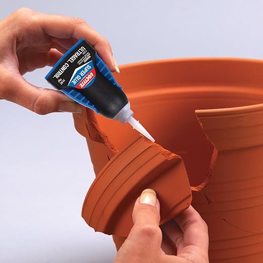 Loctite Super Glue Ultra Gel Control, Clear, 0.14 fl oz Bottle, 2 Pack - Superglue for Plastic, Wood, Metal, Crafts & Repair, Cyanoacrylate Adhesive Instant Glue, Quick Dry