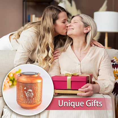 2 Pack Frog Solar Lanterns Outdoor Waterproof Hanging Solar Lights Frog Gifts for Women Men Mom Metal Decorative LED Outdoor Lanterns for Patio, Lawn, Landscape, Garden Decor, Yard Decorations