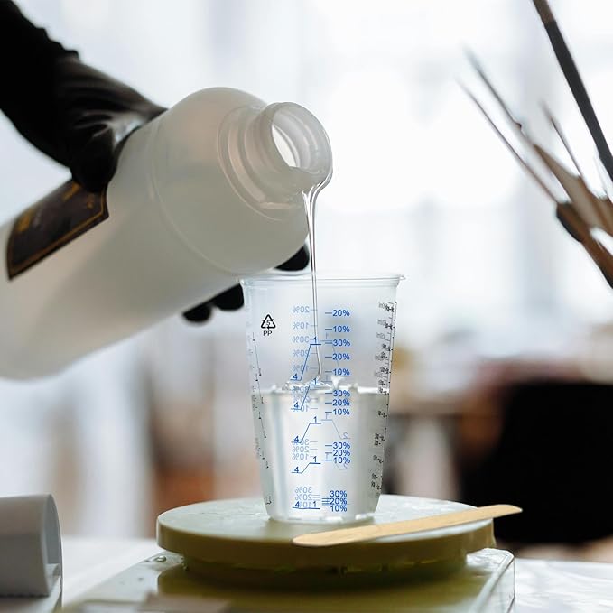 50 PACK Plastic Paint Mixing Cups, 20 oz (600ml) Disposable Liquid Measuring Cups with 50 Wooden Mixing Sticks, Measurement ratios: 2:1, 3:1, 4:1, Perfect for Epoxy Resin, Paint Mixing