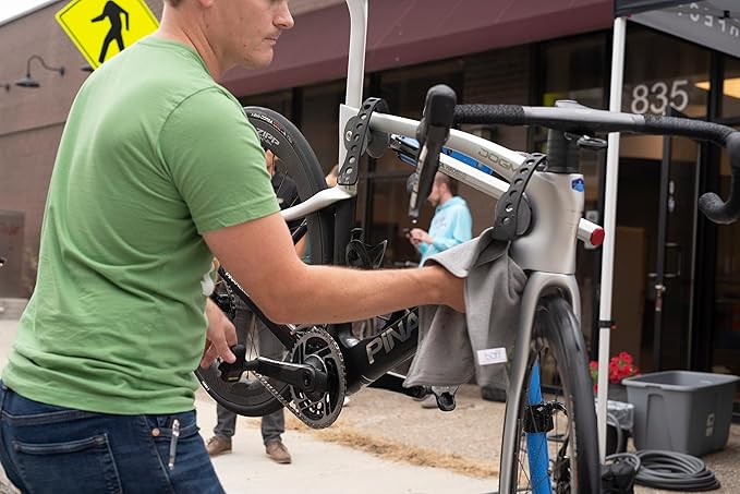 SILCA Bicycle SPA Ultimate Ceramic Waterless Wash - 16oz Spray Bottle - SiO2 Formulation - Pina Colada Scent - Encapsulation - frame wash for bicycle - Bike Wash - Bike cleaner