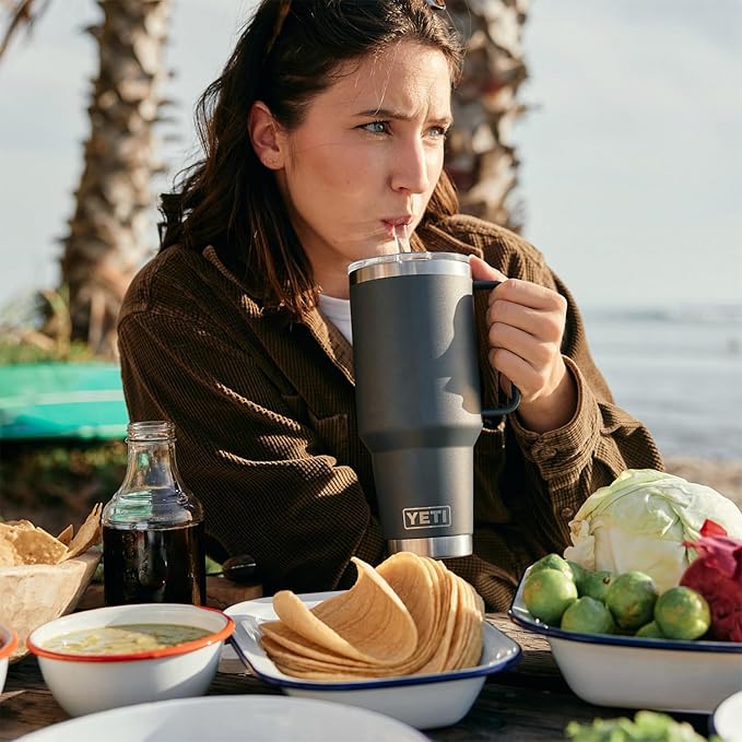 YETI Rambler 42 oz Tumbler with Handle and Straw Lid, Travel Mug Water Tumbler, Vacuum Insulated Cup with Handle, Stainless Steel, Firefly Yellow