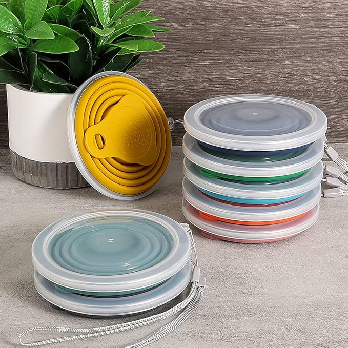 ME.FAN Silicone Collapsible Travel Cup - Silicone Folding Camping Cup with Lids - Expandable Drinking Cup Set - Portable, Graduated [9.22oz]