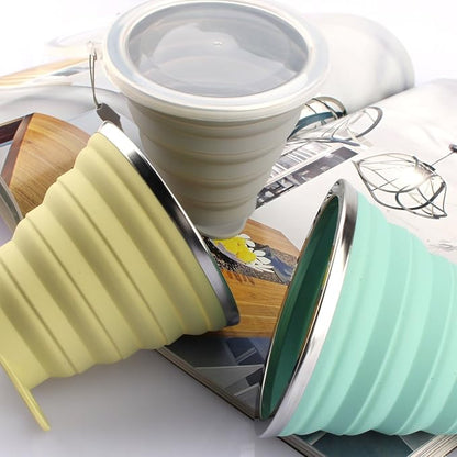 ME.FAN Silicone Collapsible Travel Cup - Silicone Folding Camping Cup with Lids - Expandable Drinking Cup Set - Portable, Graduated [9.22oz]