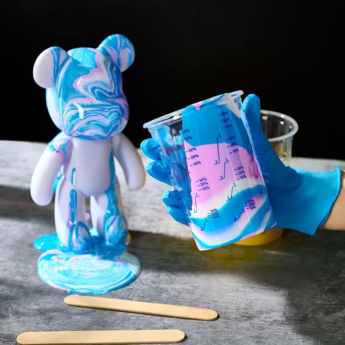 50 Pack Plastic Mixing Cups, 20 oz (600ml), Disposable Measuring Cups with 50 Wooden Mixing Sticks, Measurement ratios: 2:1, 3:1, 4:1, Suitable for Epoxy Resin, Liquid Measuring, and Paint