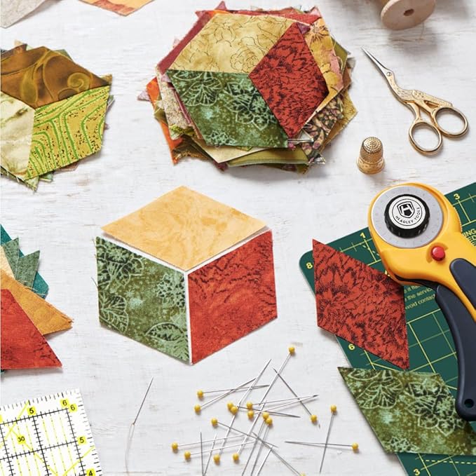 39 Pcs Rotary Cutter Set - Quilting Kit incl. 45mm Fabric Cutter, 5 Extra Rotary Blades, A4 Cutting Mat, Craft Knife Set, Quilting Ruler and Sewing Clips, Ideal for Crafting, Sewing, Patchworking