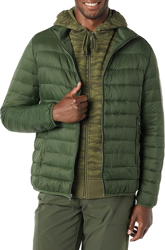 Amazon Essentials Men's Packable Lightweight Water-Resistant Puffer Jacket (Available in Big & Tall)