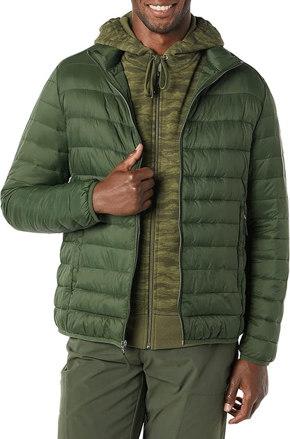 Amazon Essentials Men's Packable Lightweight Water-Resistant Puffer Jacket (Available in Big & Tall)