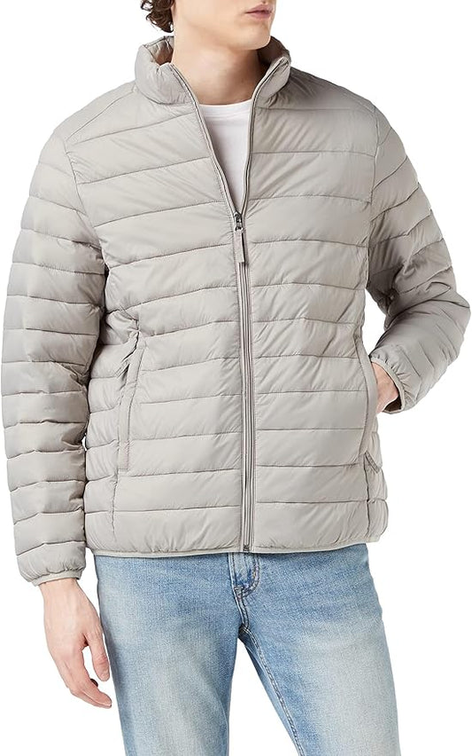 Amazon Essentials Men's Packable Lightweight Water-Resistant Puffer Jacket (Available in Big & Tall)