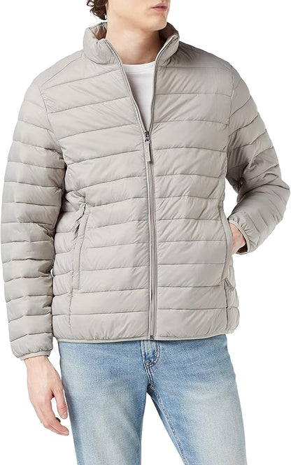 Amazon Essentials Men's Packable Lightweight Water-Resistant Puffer Jacket (Available in Big & Tall)