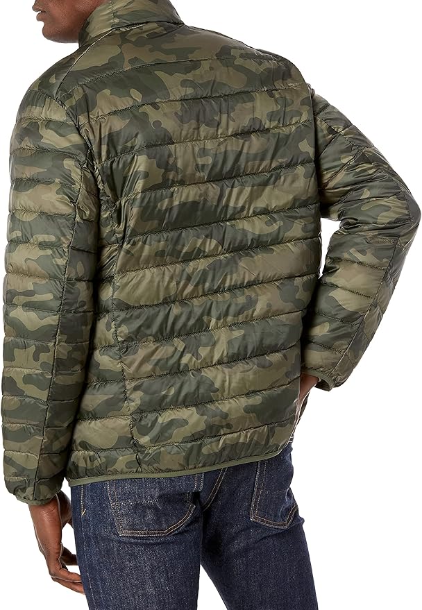 Amazon Essentials Men's Packable Lightweight Water-Resistant Puffer Jacket (Available in Big & Tall)