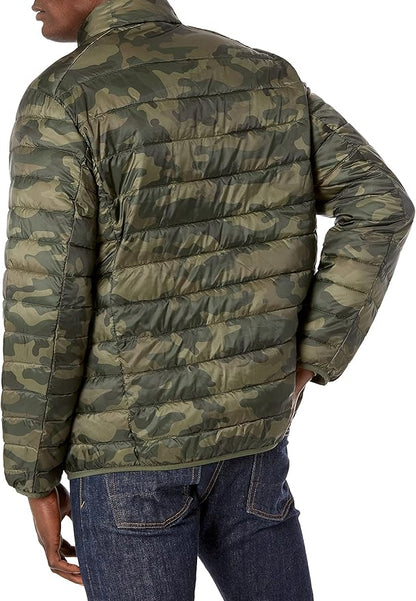 Amazon Essentials Men's Packable Lightweight Water-Resistant Puffer Jacket (Available in Big & Tall)