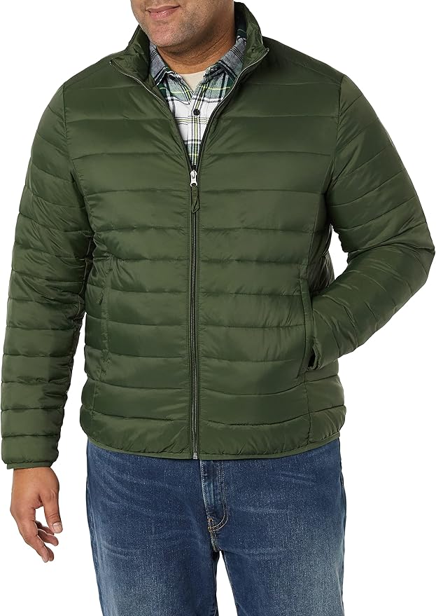 Amazon Essentials Men's Packable Lightweight Water-Resistant Puffer Jacket (Available in Big & Tall)