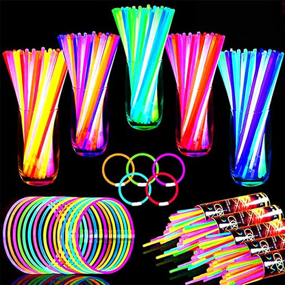 TURNMEON 100 Pack Ultra Bright New Year Eve Christmas Glow Sticks Bulk Party Pack Halloween Glow In The Dark Party Supplies Favors Glow Sticks Necklaces Bracelets with Connector 8" Glow stick Light Up