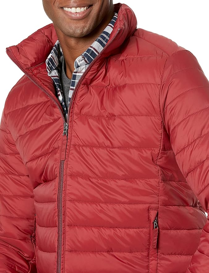 Amazon Essentials Men's Packable Lightweight Water-Resistant Puffer Jacket (Available in Big & Tall)