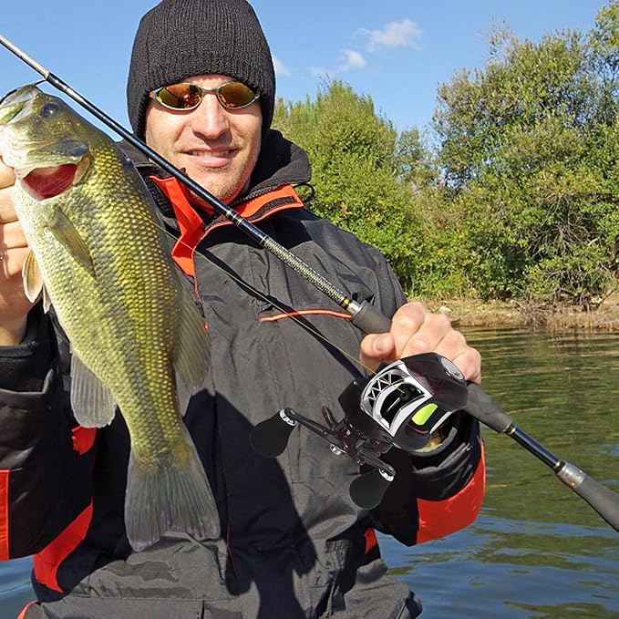 Baitcaster Reels, Lightweight Bait Caster Reel - 7.2:1 Gear Ratio, Up to 22lbs Drag Capacity, Magnetic Brakes, Perfect for Saltwater Fishing and Surf Fishing Rods