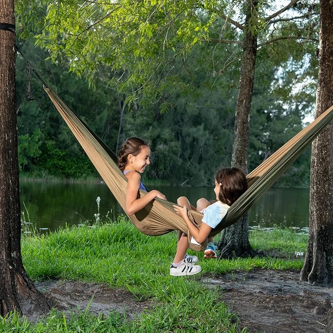 Outdoors Parachute Hammock Single with 2 Tree Straps, Portable Lightweight Nylon Comfortable for Backpacking, Camping, Travel, Beach, Backyard, Patio, Hiking