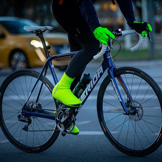 GripGrab Arctic Waterproof Deep Winter Road Cycling Shoe Covers Fleece Lined Thermal Cycling Road Bike Shoe Covers Waterproof Overshoes